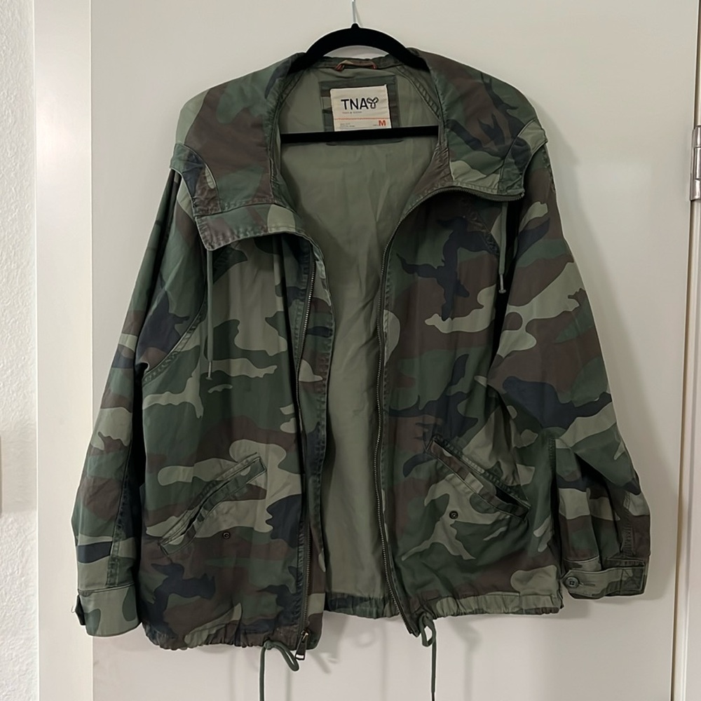 Aritzia TNA camo jacket